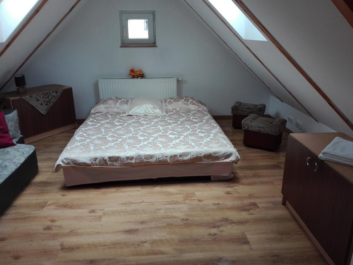 Hostel Madeira Gdańsk Eksteriør billede