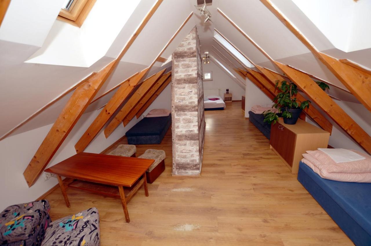 Hostel Madeira Gdańsk Eksteriør billede