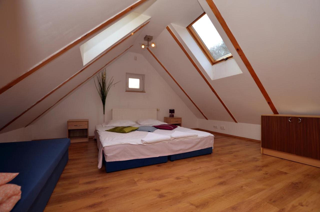Hostel Madeira Gdańsk Eksteriør billede